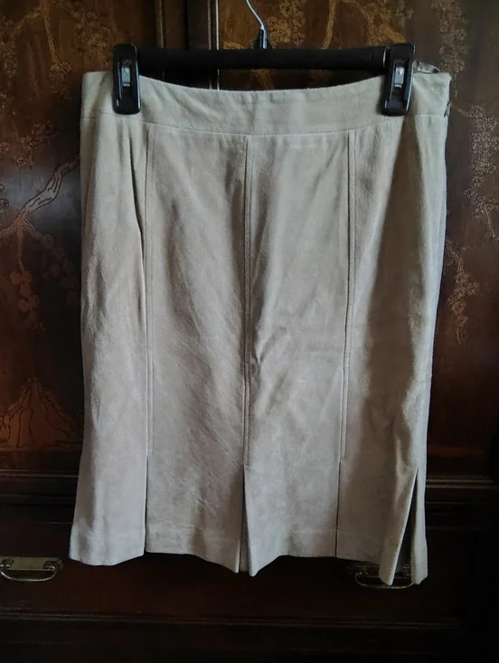 Loft Beige Suede Pleated Hem Skirt Women's Size 6    50 - Picture 14 of 14